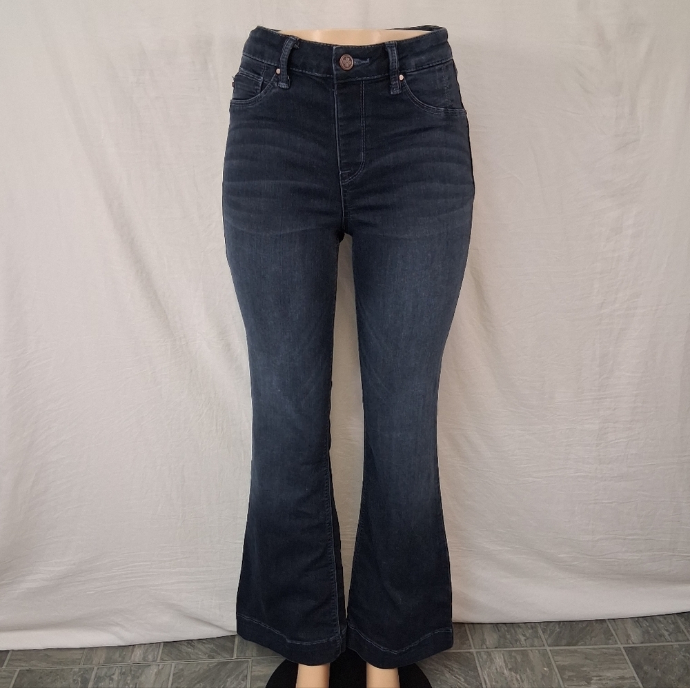 Laurie Felt Los Angeles Size S Deep Indigo Flare Jeans Size S